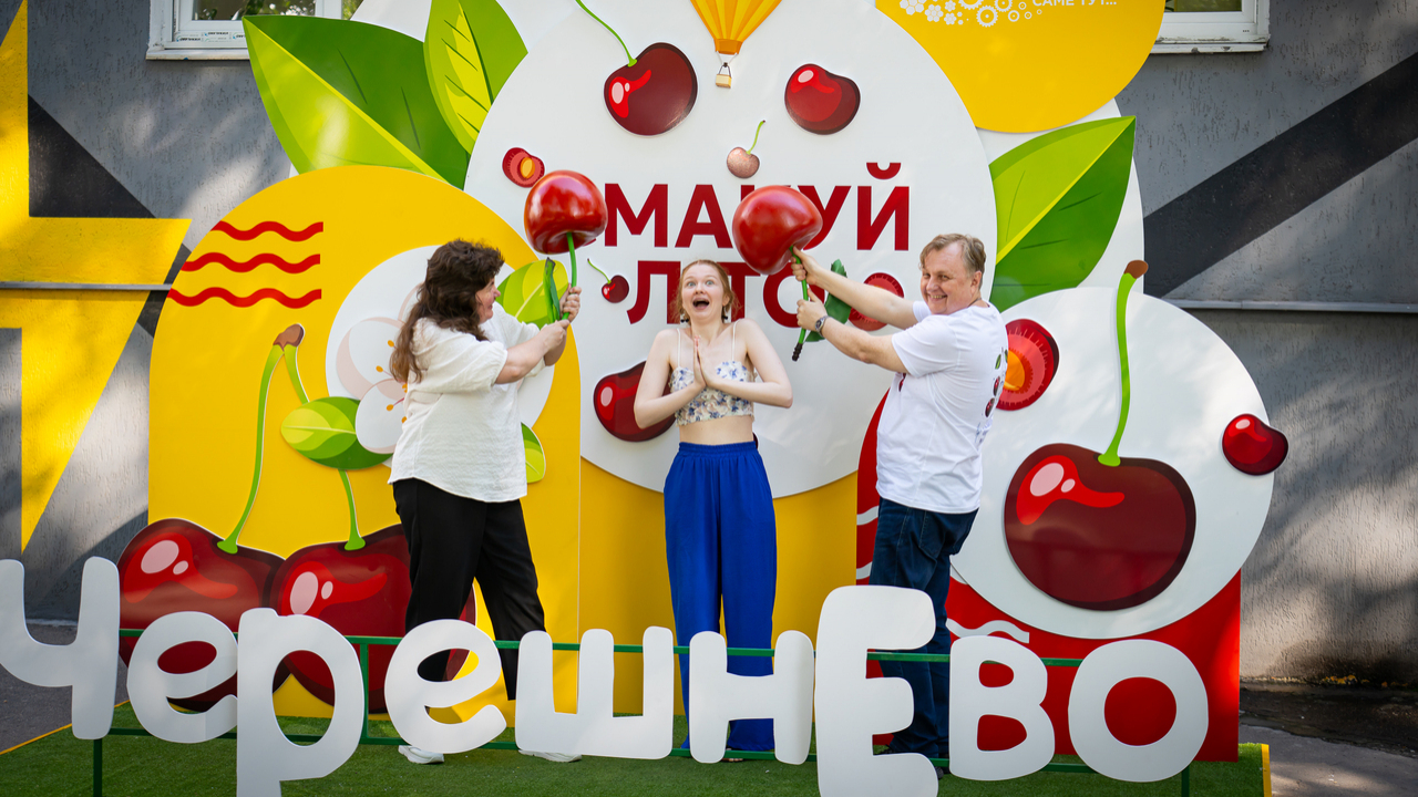 У Запоріжжі відгримів 15-й ювілейний фестиваль «ЧерешнЕво»: мелітопольці згуртувалися під гаслом «Збираємо валізу додому»
