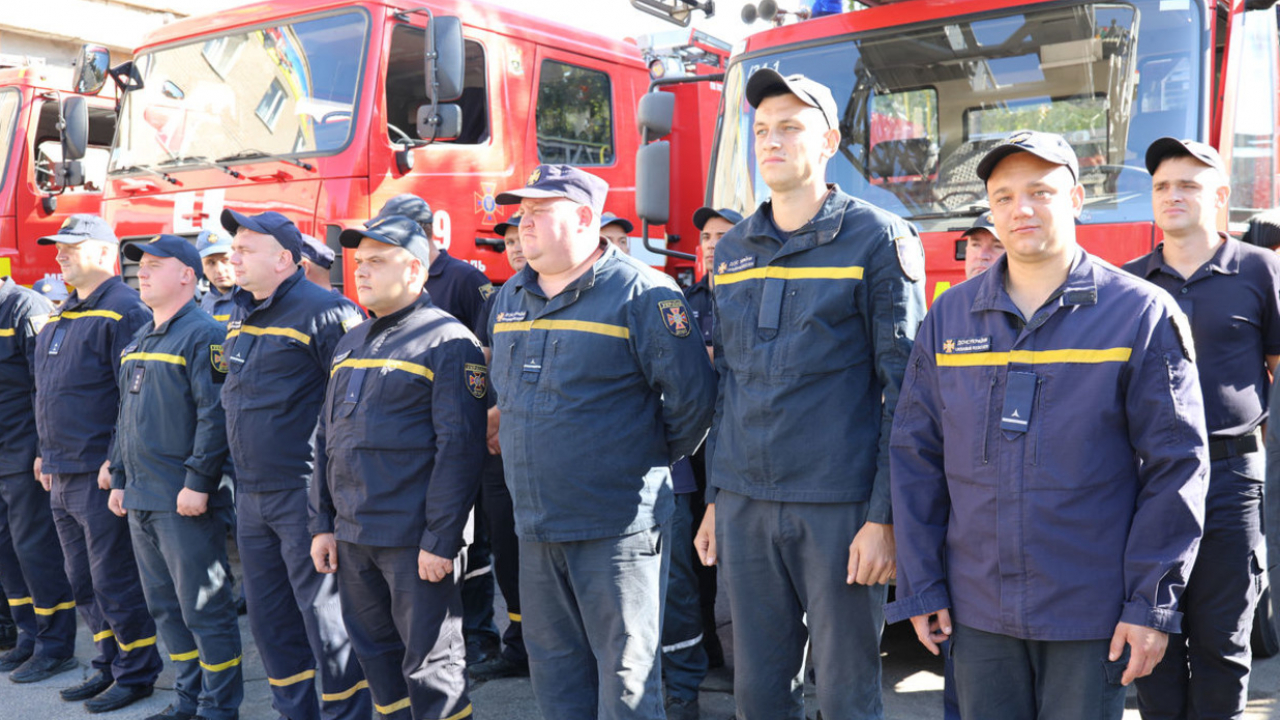 Представники місцевої та районної влади привітали рятівників з професійним святом