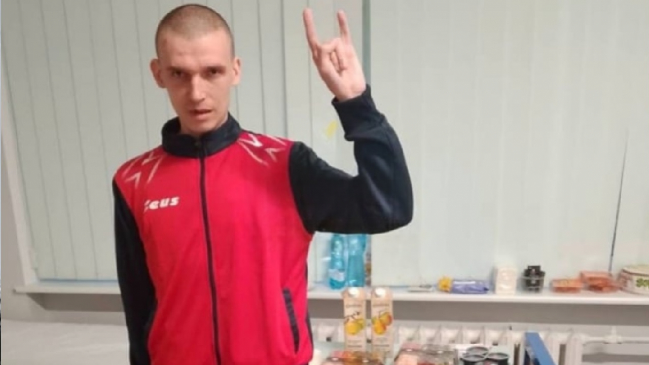 «Постійно били і змушували співати російський гімн» – звільнений з полону мелітополець Марк Каліуш дав перше інтерв’ю 