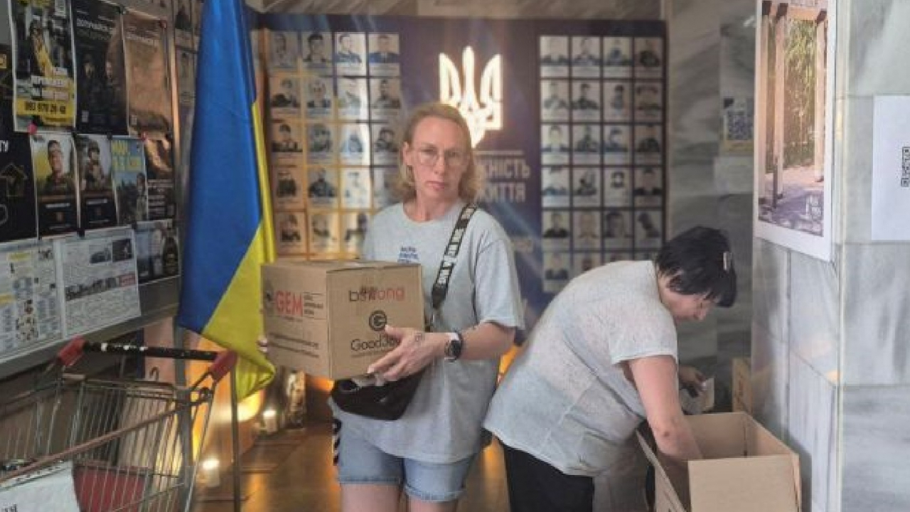 Понад 170 тисяч гумдопомоги для ВПО: як виглядає один день мелітопольського центру “Саме тут” у Запоріжжі