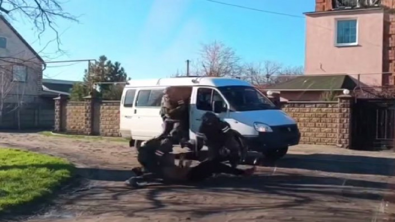 Загрожує 7 років тюрми: ФСБшники затримали мелітопольця за коментар у Telegram