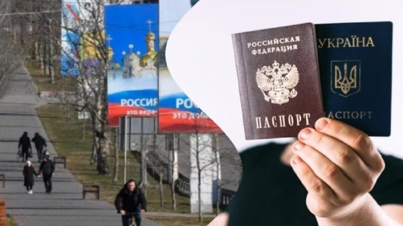 «На двох стільцях не всидиш»: пропаганда РФ розпочала атаку на власників українських паспортів в окупації