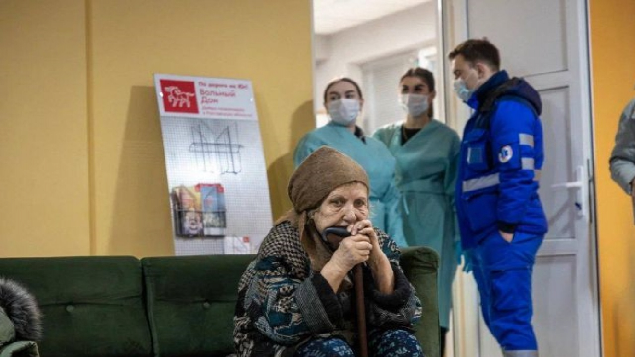 Цинізм без меж: до Мелітополя везуть біженців із зруйнованих Росією міст Донбасу