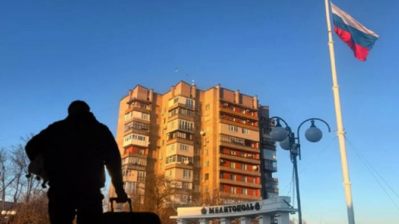 Мелітопольці за кордоном зможуть отримати компенсацію за вимушений виїзд: у Дії відкрили нову категорію