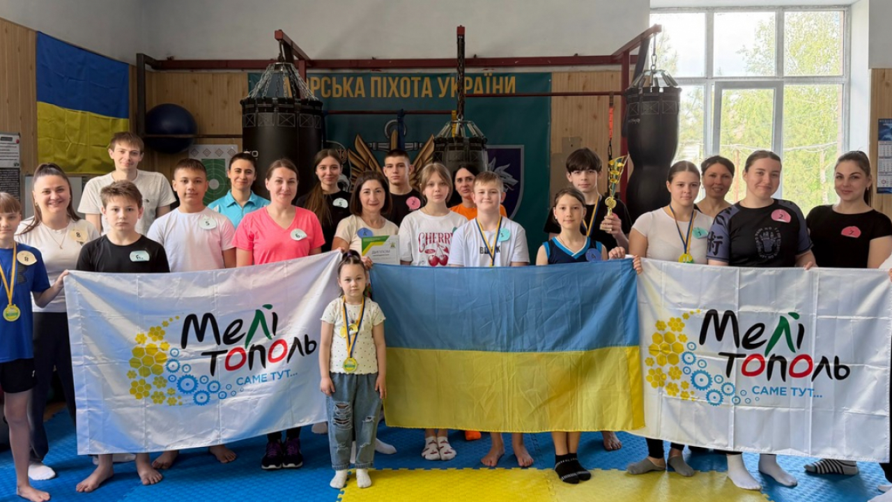 До Дня сім’ї та Дня матері в Запоріжжі відбулося фізкультурно-оздоровче свято «Мама + Я – спортивна сім’я!»